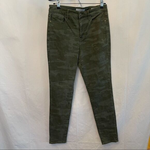 Social Standard by Sanctuary Skinny Jean in Prosperity Camo - Picture 6 of 14